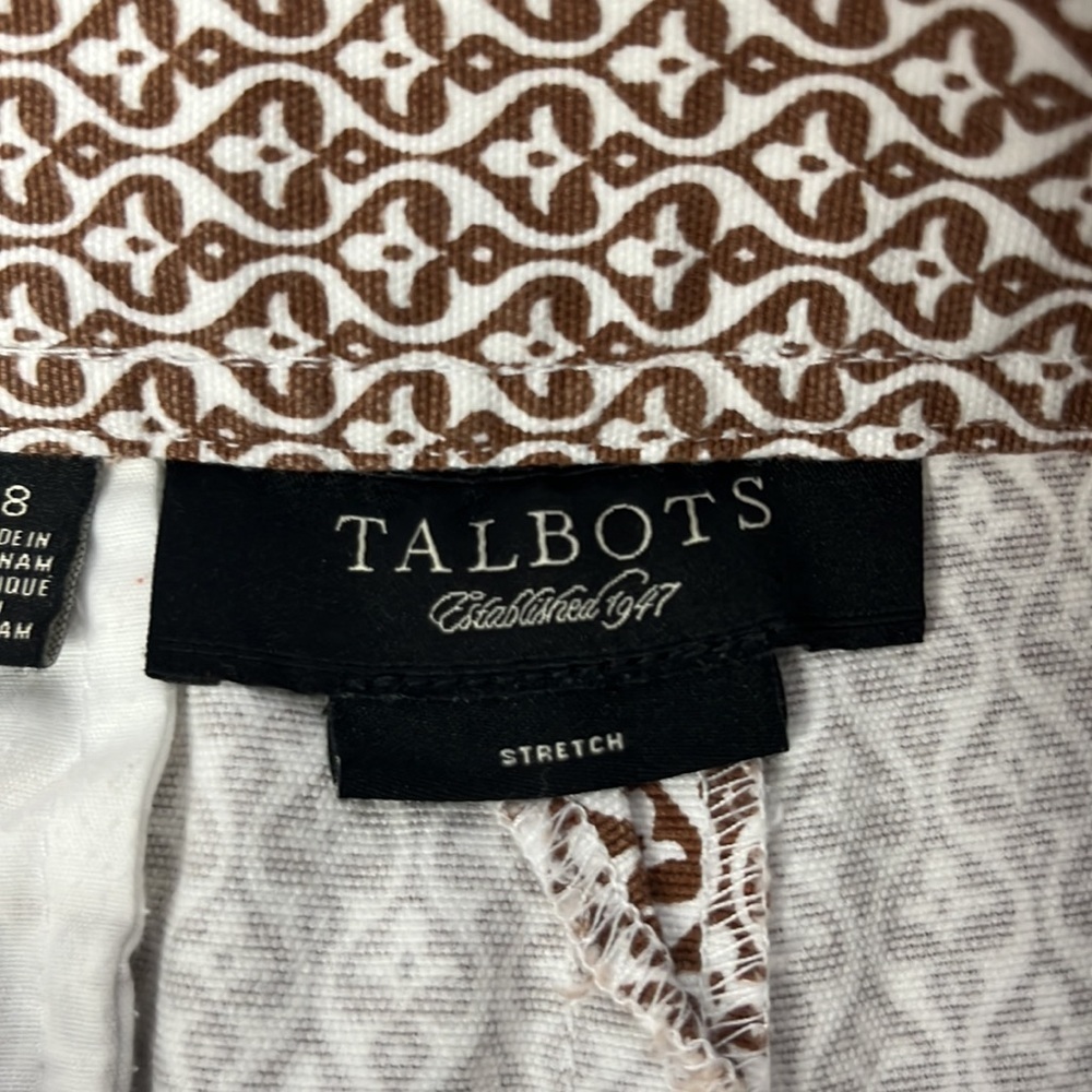 Talbots Stretch Bermuda Shorts - Picture 5 of 10